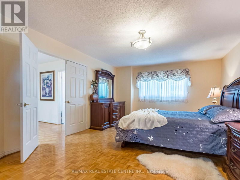 521 Nanak Road  Mississauga (Fairview), L5B3X2 | Image 21