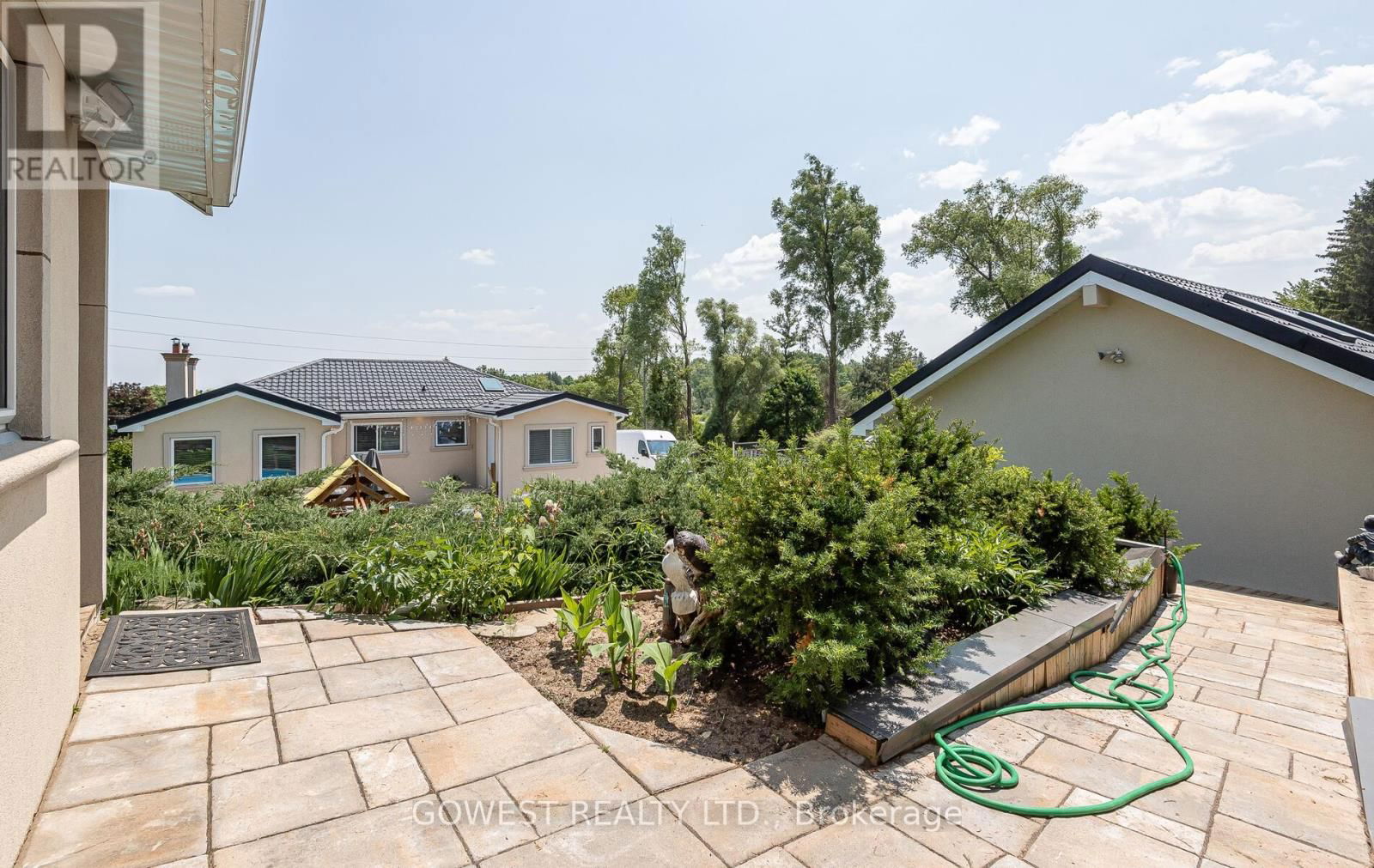 2670 EMBLETON ROAD Image 39