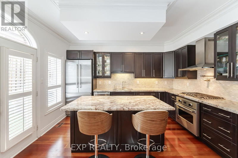  2 - 346 Park Lawn Road  Toronto (Stonegate-Queensway), M8Y3K4 | Image 14