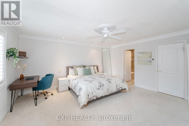  2 - 346 Park Lawn Road  Toronto (Stonegate-Queensway), M8Y3K4 | Image 21