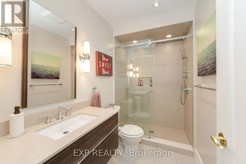  2 - 346 Park Lawn Road  Toronto (Stonegate-Queensway), M8Y3K4 | Image 26