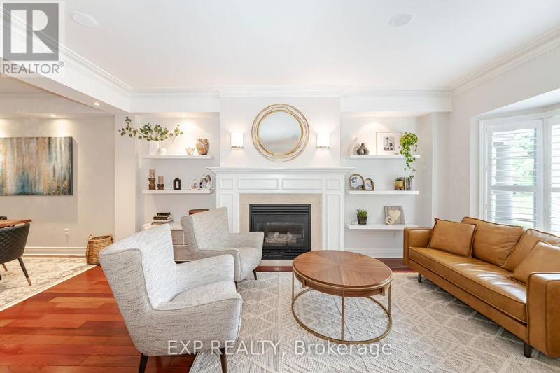  2 - 346 Park Lawn Road  Toronto (Stonegate-Queensway), M8Y3K4 | Image 5