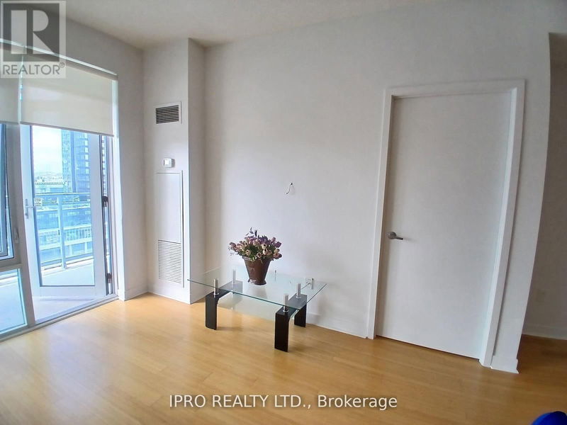  1007 - 360 Square One Drive  Mississauga (City Centre), L5B0G7 | Image 10