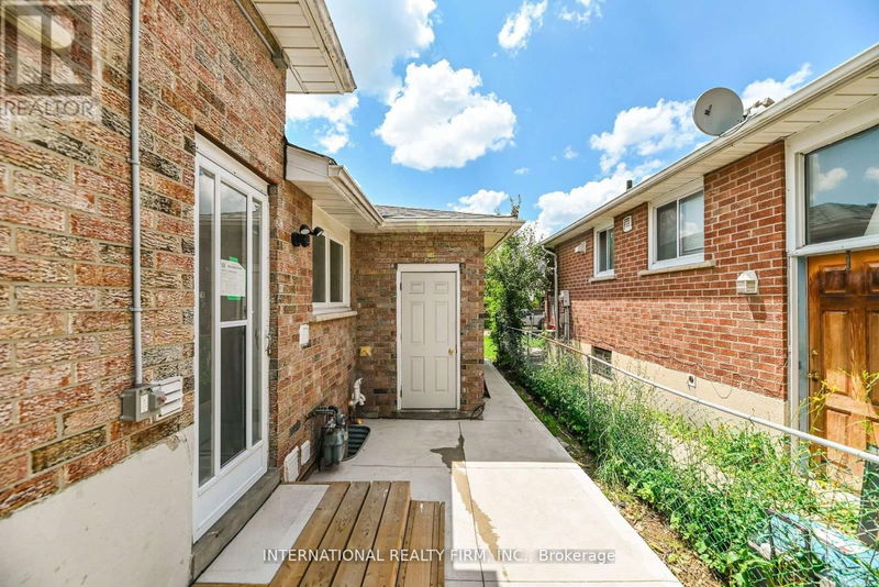 43 Mallard Crescent  Brampton (Central Park), L6S2T7 | Image 24