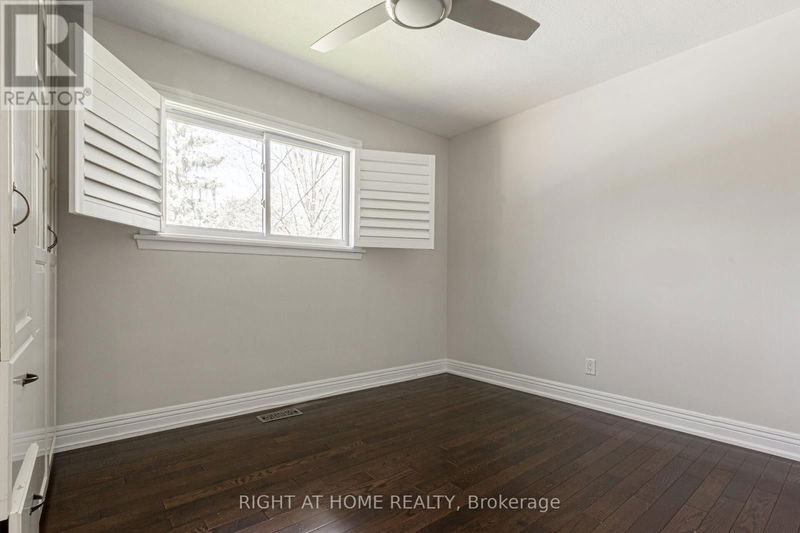 5247 Spruce Avenue  Burlington (Shoreacres), L7L1N2 | Image 14