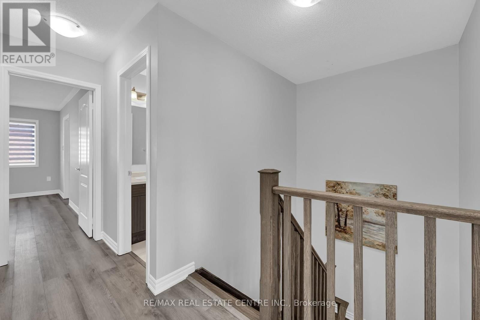 80 DONLAMONT CIRCLE Image 36