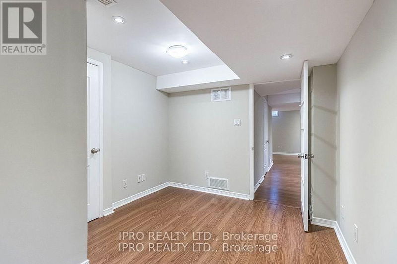 82 Brentcliff Drive  Brampton (Fletcher's Meadow), L7A3E8 | Image 31