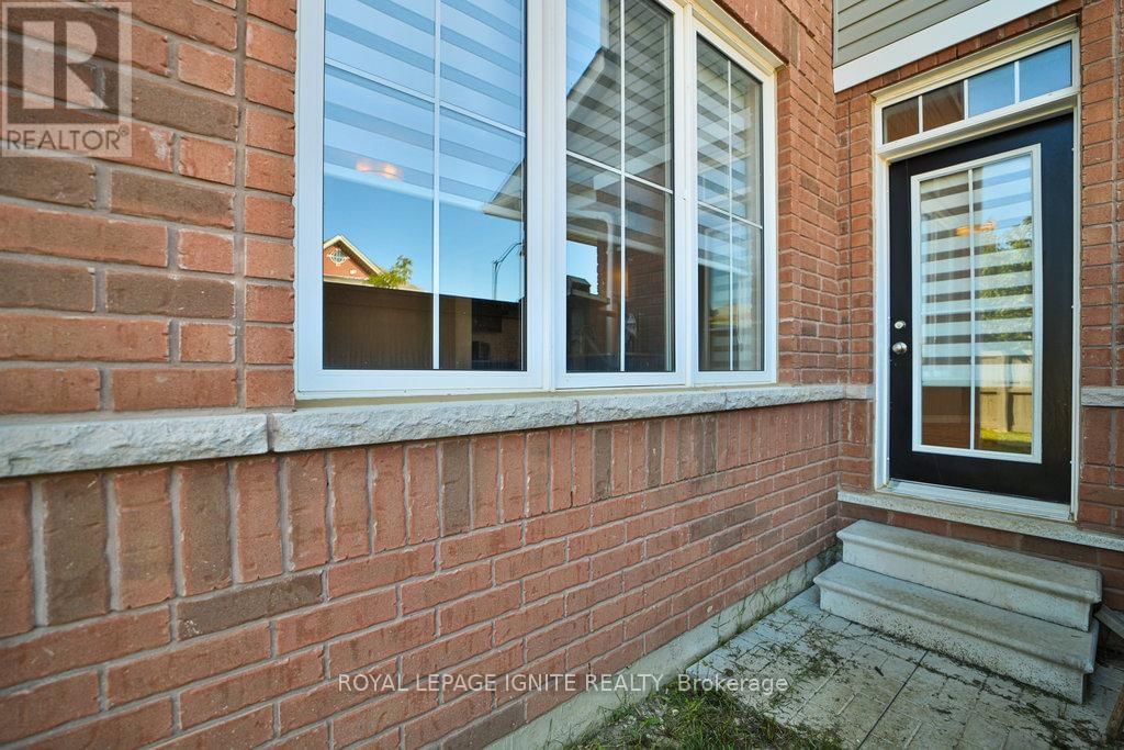 16 FACET STREET Image 36