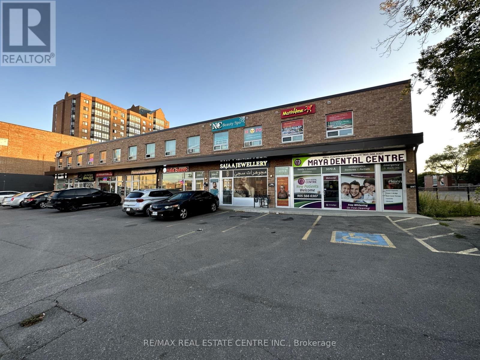 3070 HURONTARIO STREET Image 3