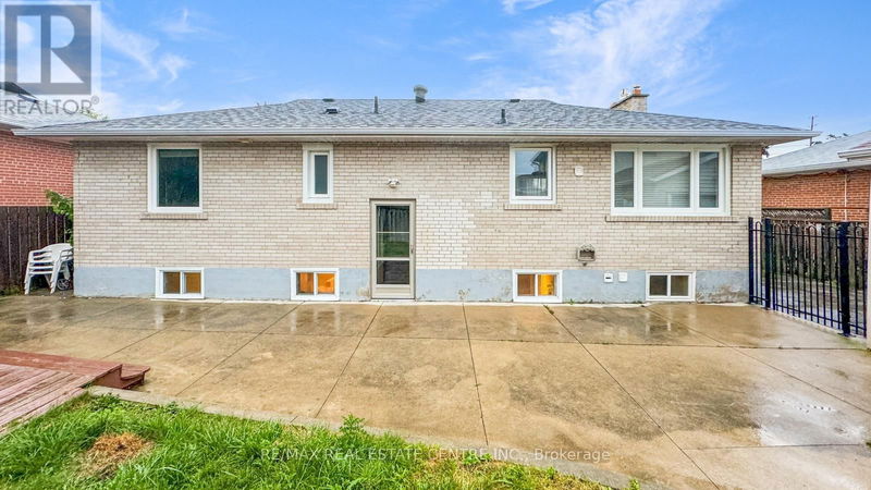 2518 Stillmeadow Road  Mississauga (Cooksville), L5B1X7 | Image 34