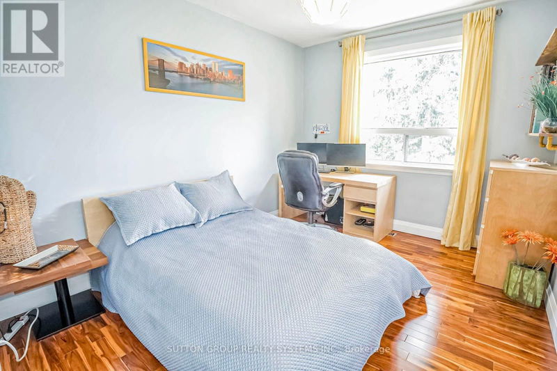 366 Renforth Drive  Toronto (Eringate-Centennial-West Deane), M9C2L9 | Image 15