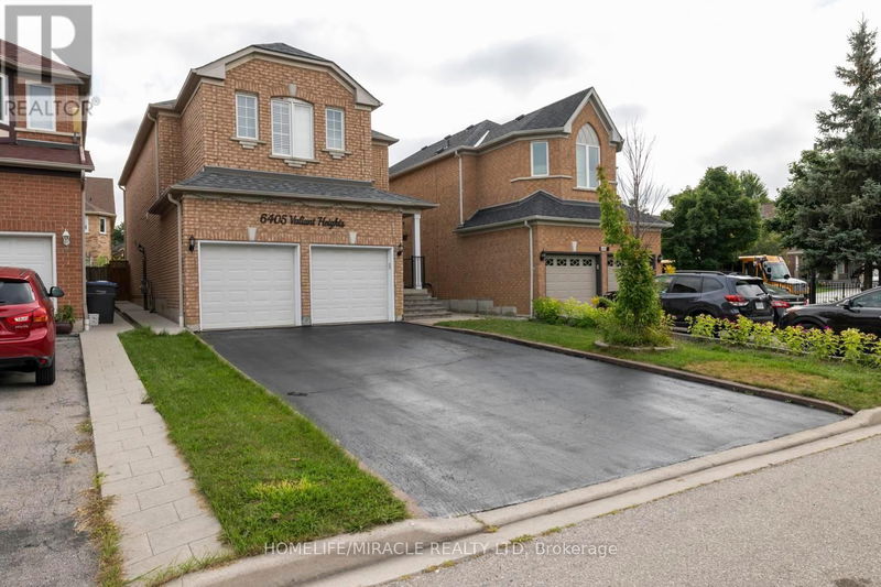 6405 Valiant Heights  Mississauga (Meadowvale Village), L5W1E2 | Image 3