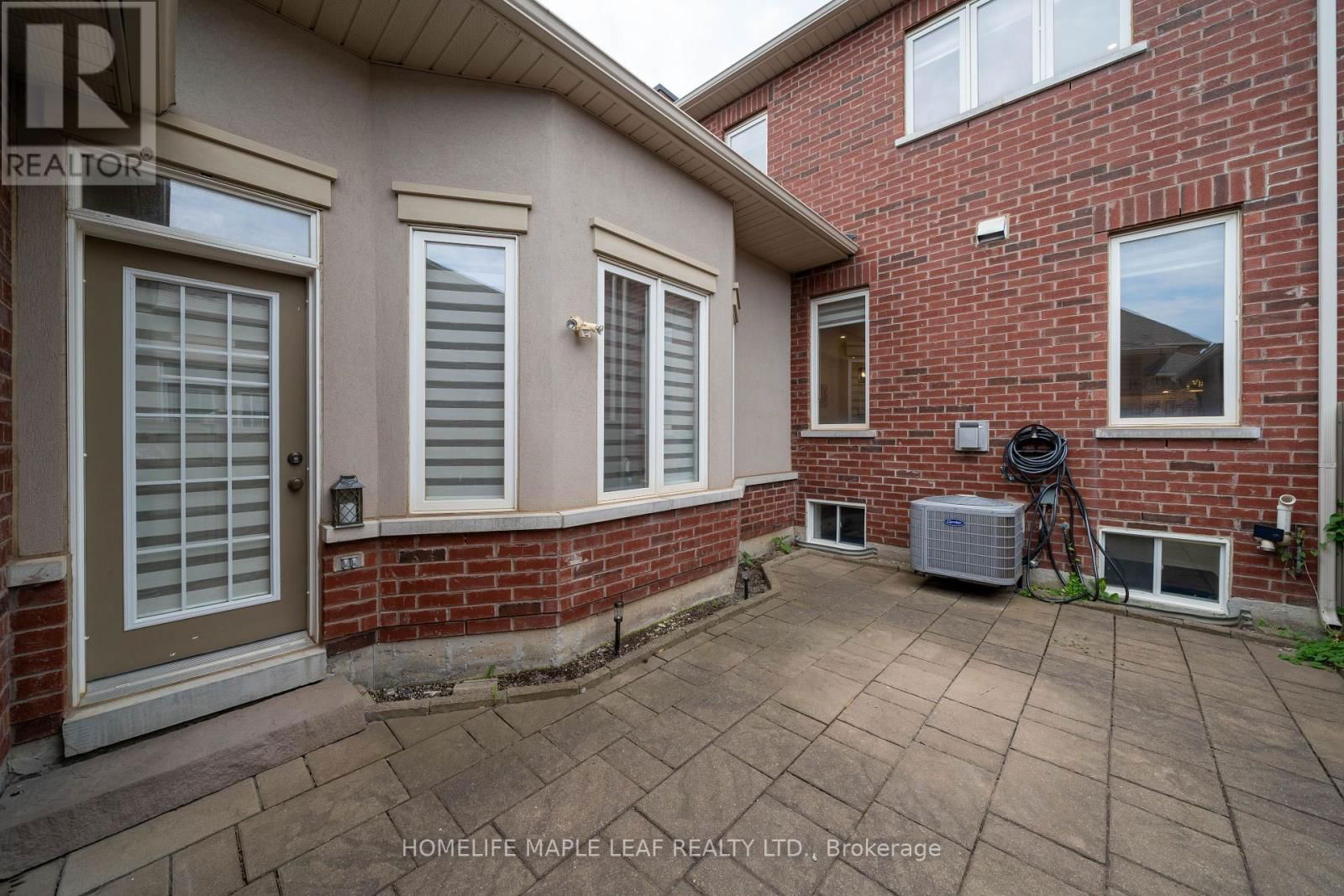 3079 NEYAGAWA BOULEVARD Image 17