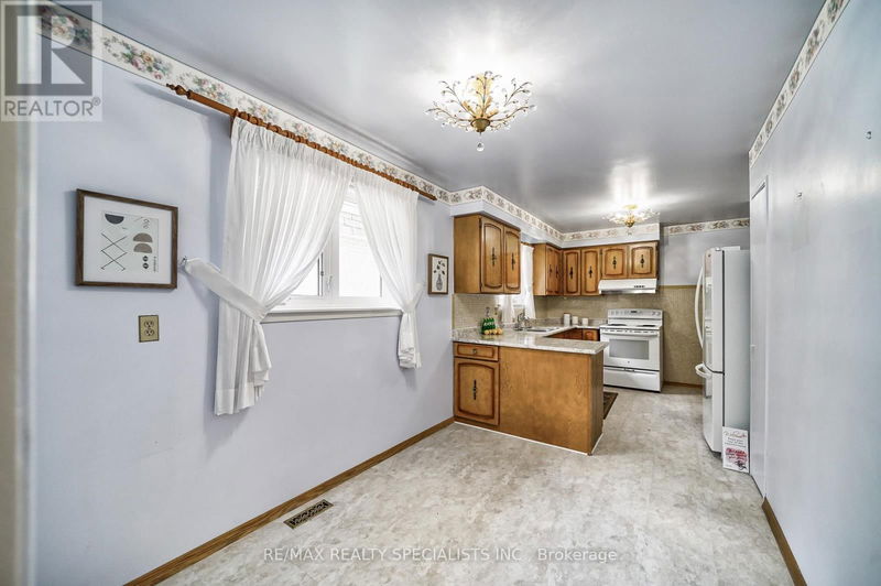 211 Cherry Post Drive  Mississauga (Cooksville), L5A1J1 | Image 14