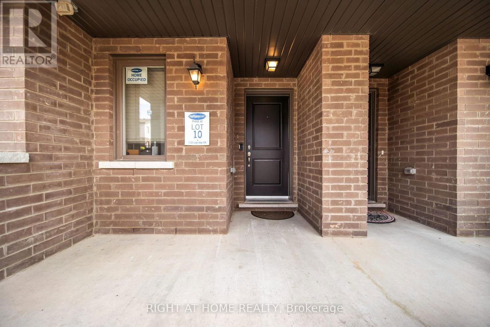 36 - 1125 LEGER WAY Image 4