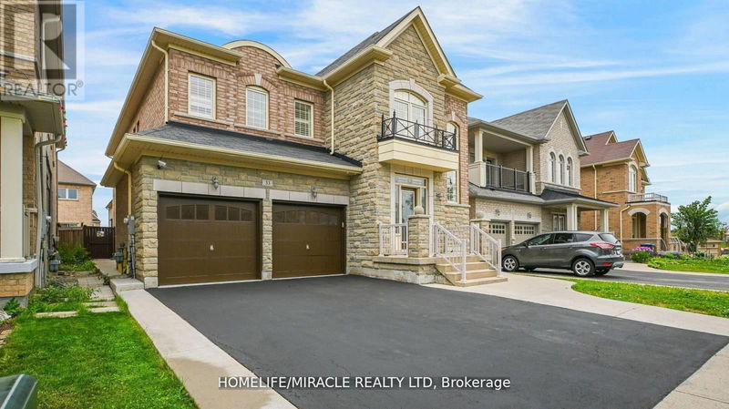 33 Orangeblossom Trail  Brampton (Credit Valley), L6X3B5 | Image 2