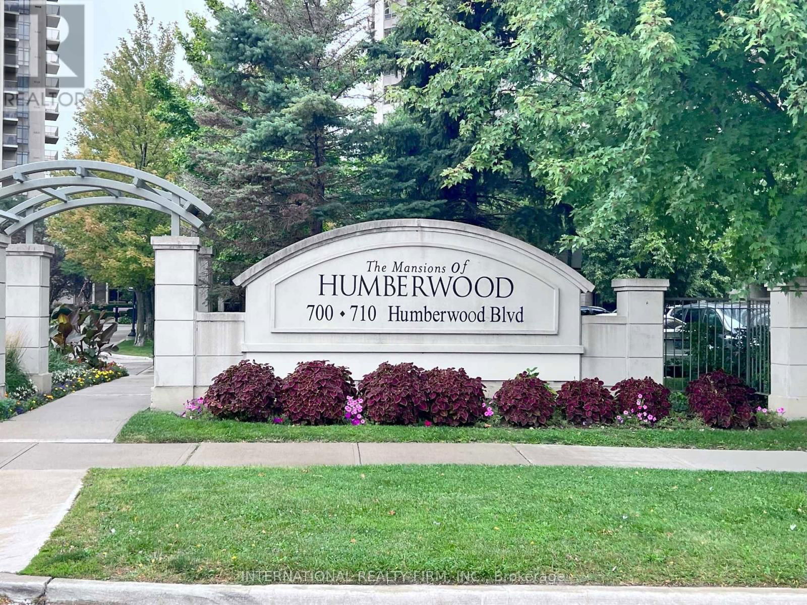 304 - 710 HUMBERWOOD BOULEVARD Image 1