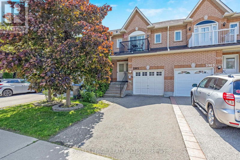 3965 Coachman Circle  Mississauga (Churchill Meadows), L5M6P8 | Image 1