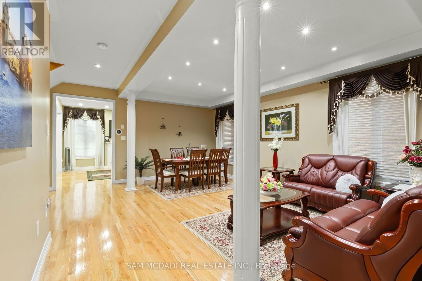 53 HEATHERGLEN DRIVE Image 4