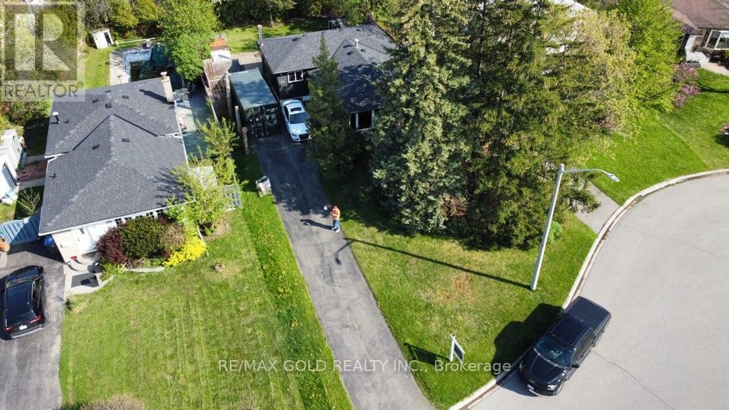 44 DELORAINE DRIVE Image 34