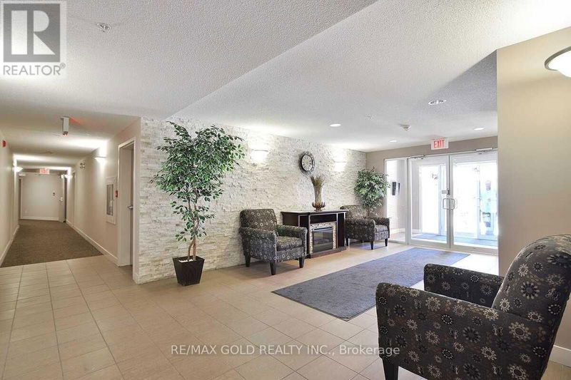  420 - 8 Dayspring Circle  Brampton (Goreway Drive Corridor), L6P2Z7 | Image 7