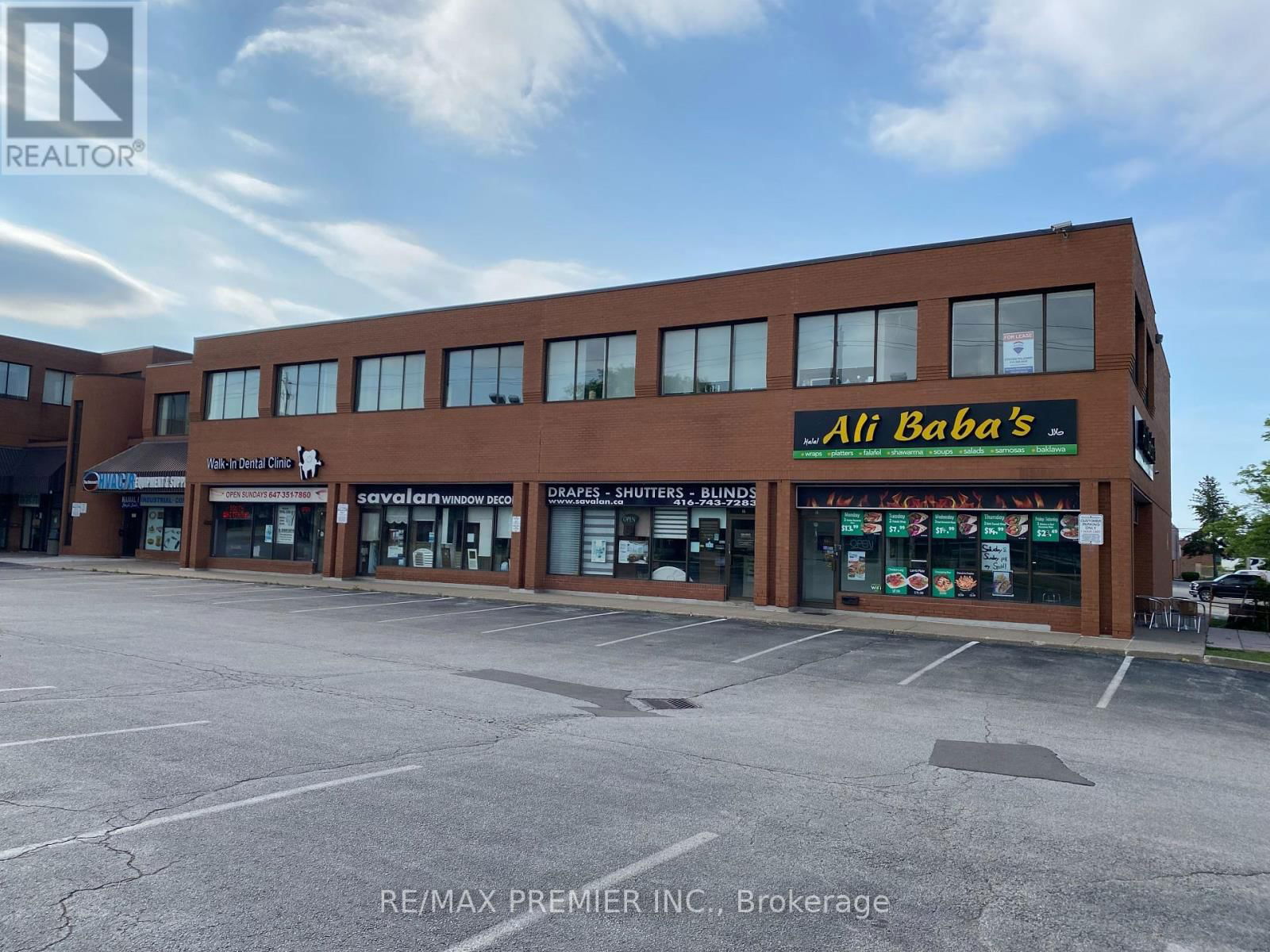 210 - 5109 STEELES AVENUE W Image 2