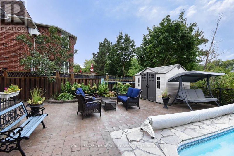 88 Parkside Drive  Brampton (Brampton South), L6Y2G9 | Image 33