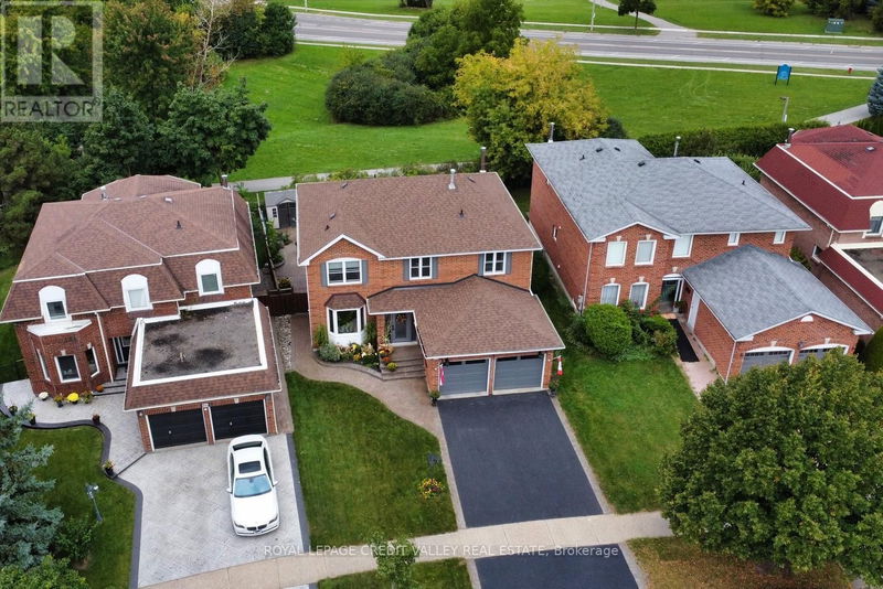 88 Parkside Drive  Brampton (Brampton South), L6Y2G9 | Image 38