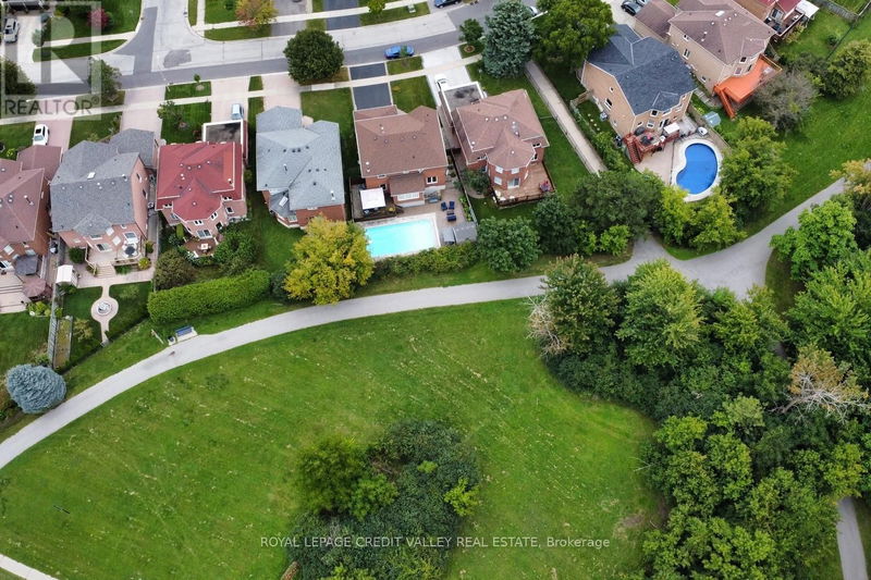 88 Parkside Drive  Brampton (Brampton South), L6Y2G9 | Image 39