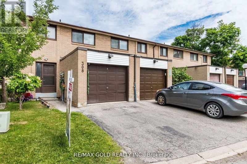 308 Fleetwood Crescent  Brampton (Southgate), L6T2E7 | Image 3