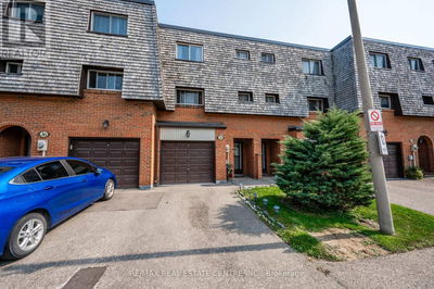 35 Briar Path  Brampton (Avondale), L6T2A3 | Image 1