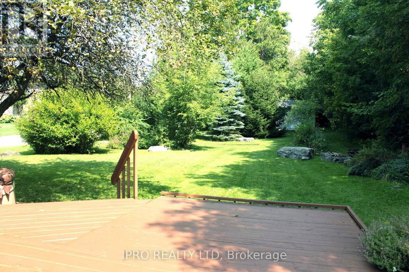 11 Maple Lane  Caledon (Palgrave), L7E0L3 | Image 30