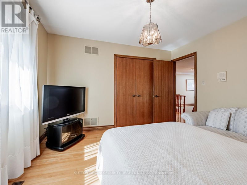 51 Kingsview Boulevard  Toronto (Kingsview Village-The Westway), M9R1T7 | Image 28