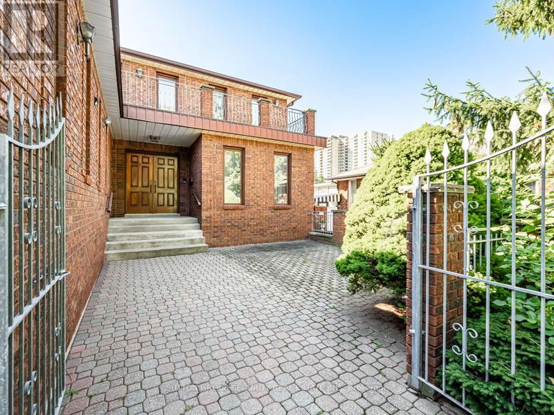 51 Kingsview Boulevard  Toronto (Kingsview Village-The Westway), M9R1T7 | Image 3