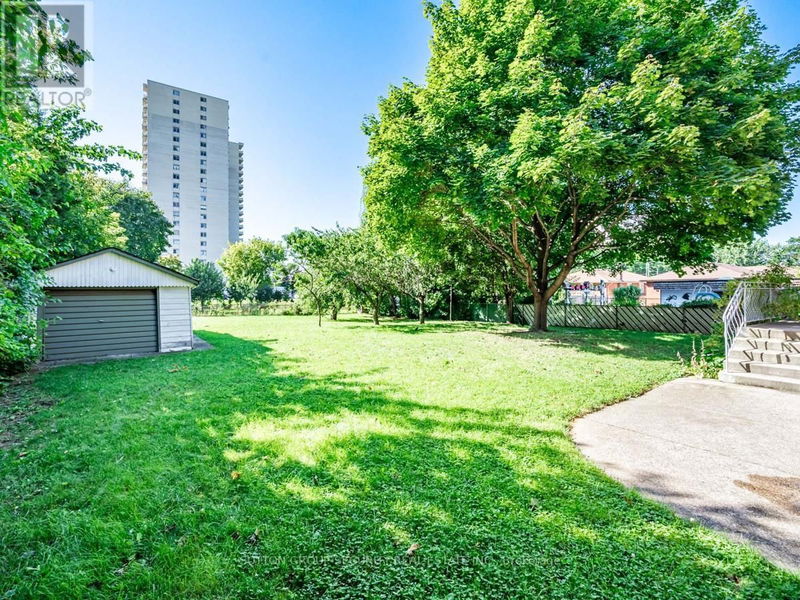 51 Kingsview Boulevard  Toronto (Kingsview Village-The Westway), M9R1T7 | Image 34