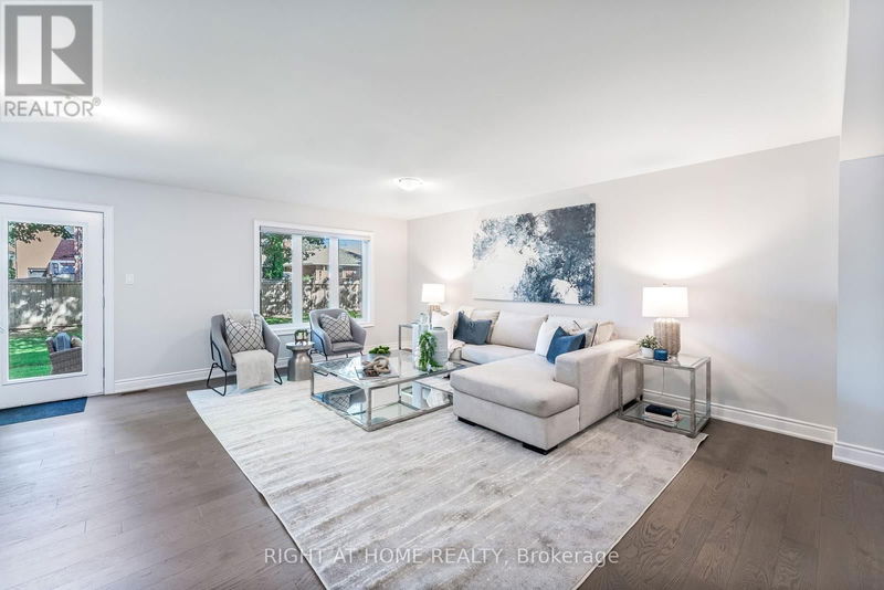 18 Kipling Grove Court  Toronto (Princess-Rosethorn), M9B0C6 | Image 28