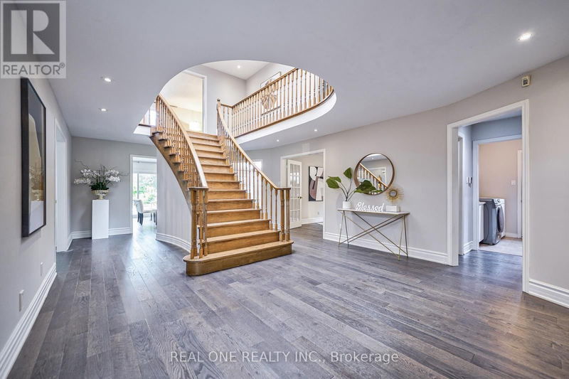 1321 Monks Passage null  Oakville (Glen Abbey), L6M1K6 | Image 2