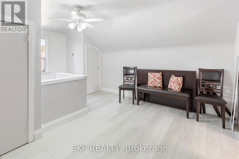 76 Renfield Street  Toronto (Brookhaven-Amesbury), M6M4V7 | Image 16