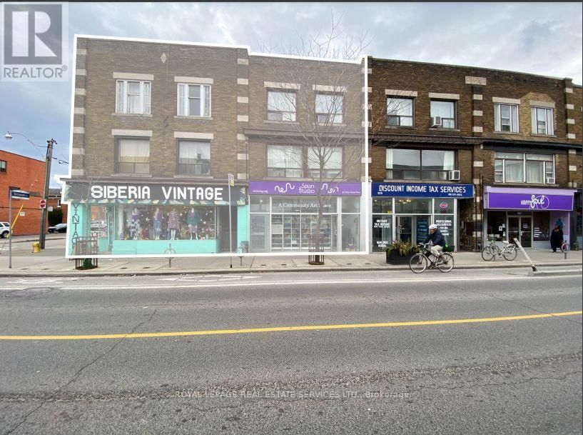955&957 BLOOR STREET WEST Image 1