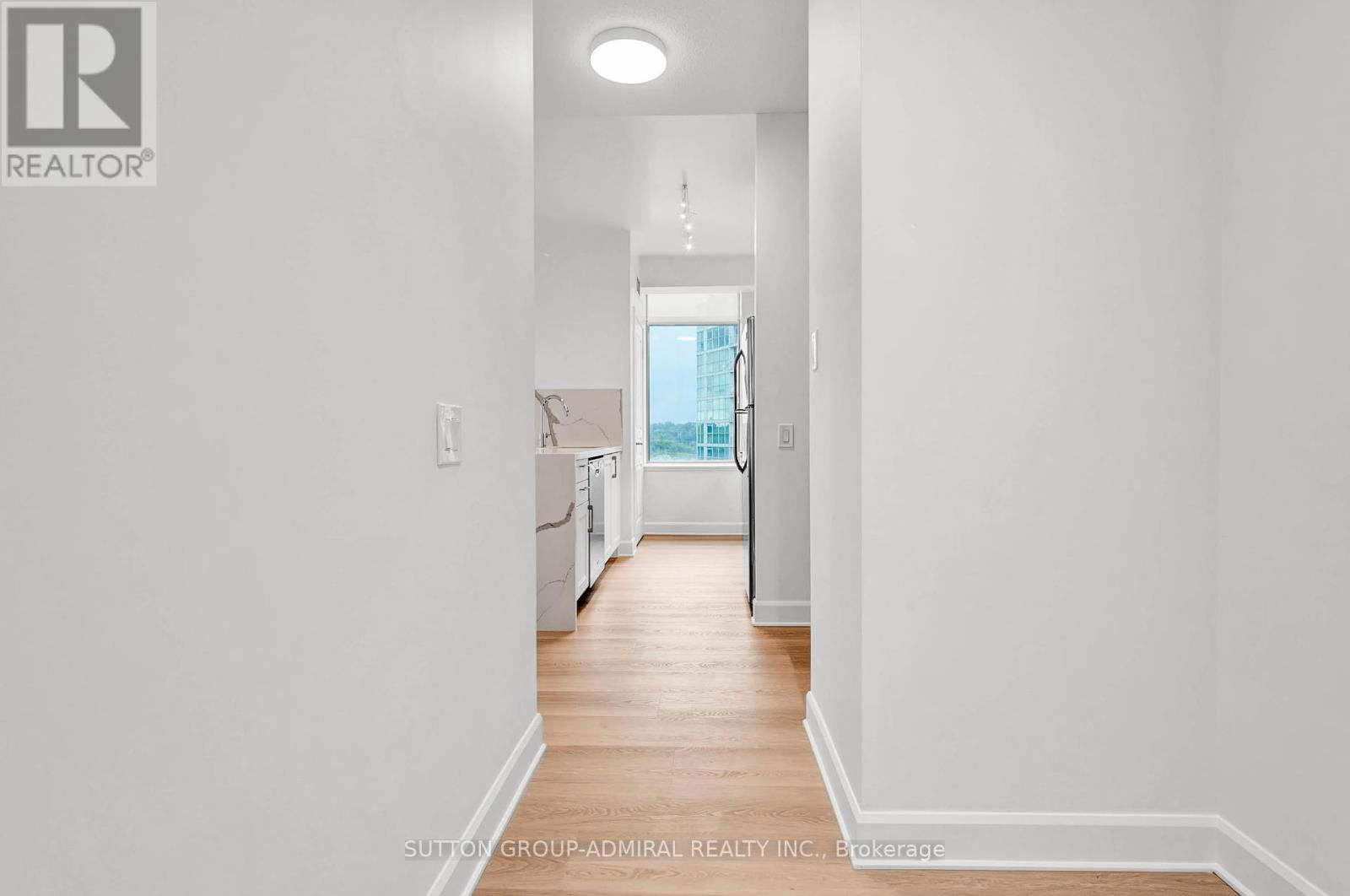 808 - 5 MARINE PARADE DRIVE Image 21