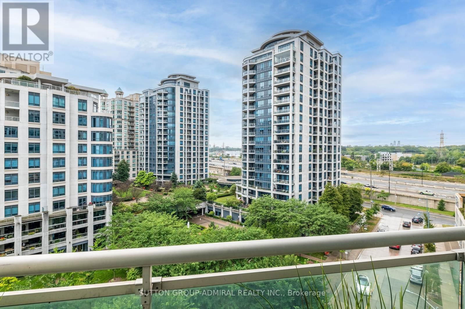 808 - 5 MARINE PARADE DRIVE Image 26