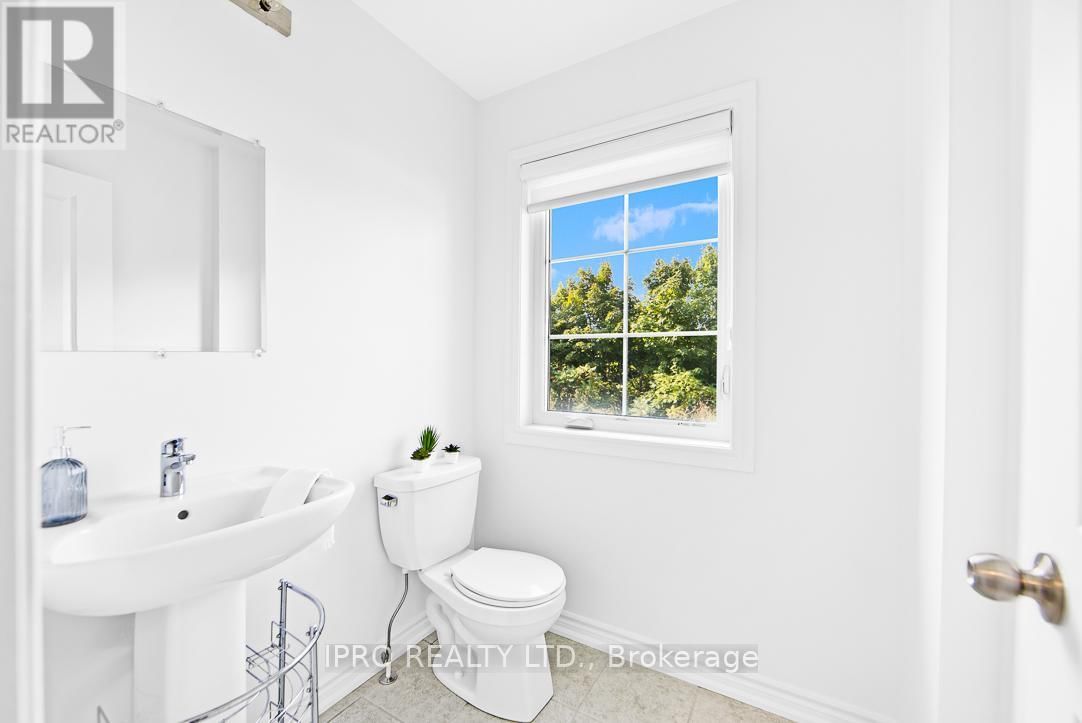 2 POMARINE WAY Image 10