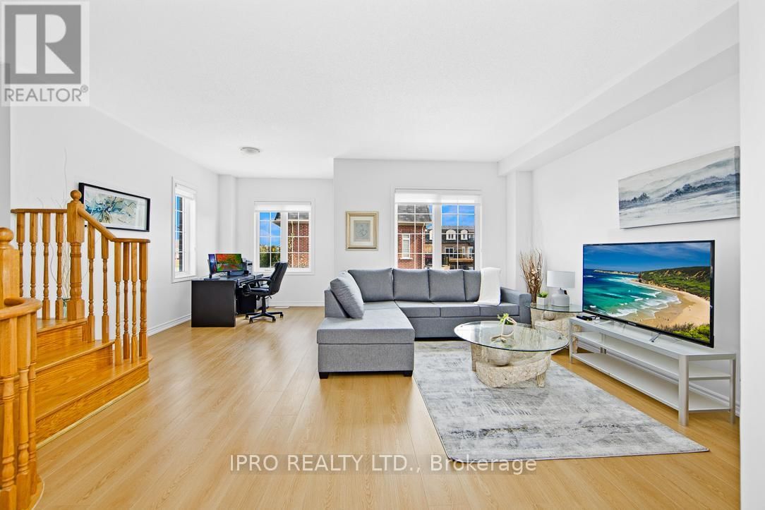 2 POMARINE WAY Image 11