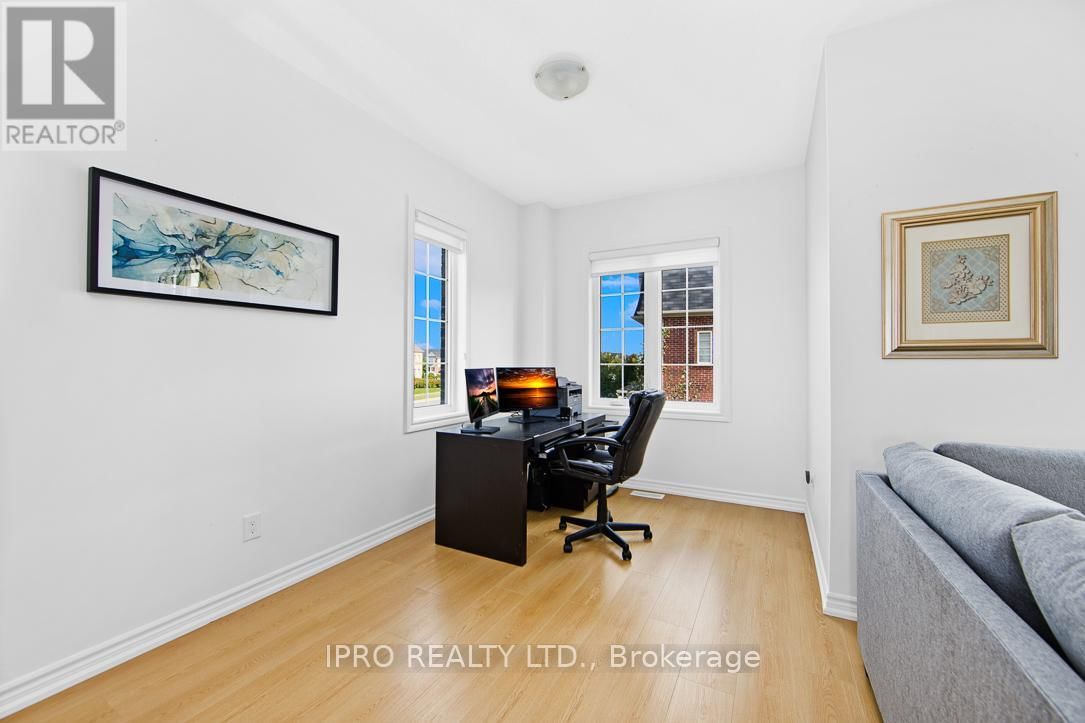 2 POMARINE WAY Image 14