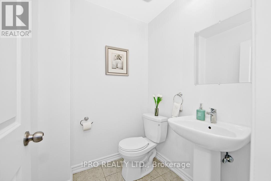 2 POMARINE WAY Image 19