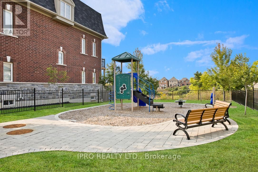 2 POMARINE WAY Image 33