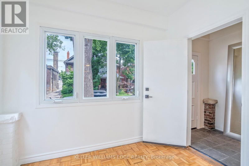 187 Fern Avenue  Toronto (Roncesvalles), M6R1K2 | Image 4