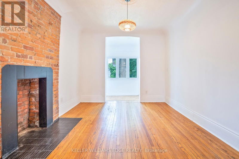 187 Fern Avenue  Toronto (Roncesvalles), M6R1K2 | Image 8