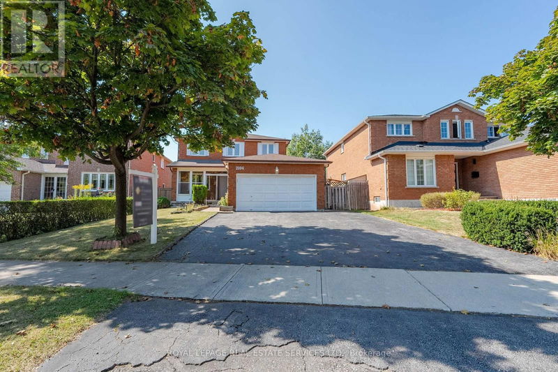 2104 Laurelwood Drive  Oakville (Iroquois Ridge North), L6H4S7 | Image 7