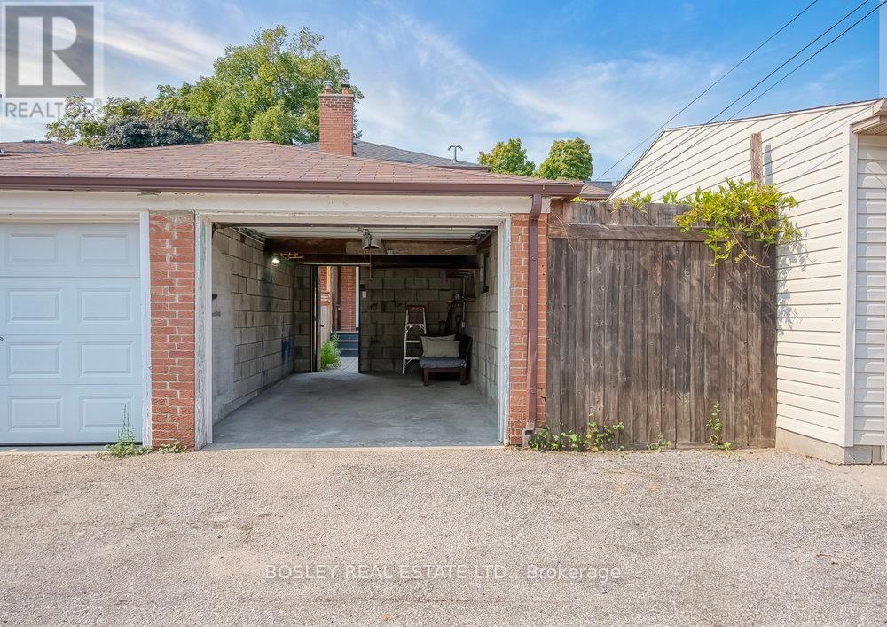 119A NAIRN AVENUE Image 37